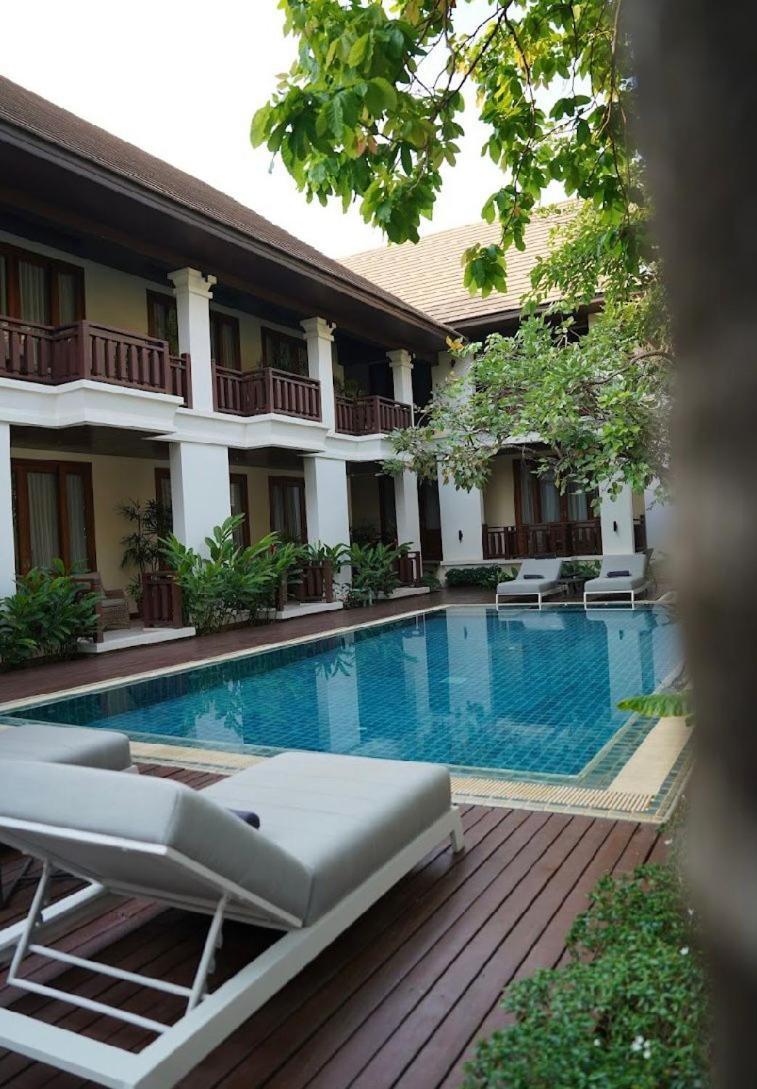 Athena Hotel Паксе Екстериор снимка