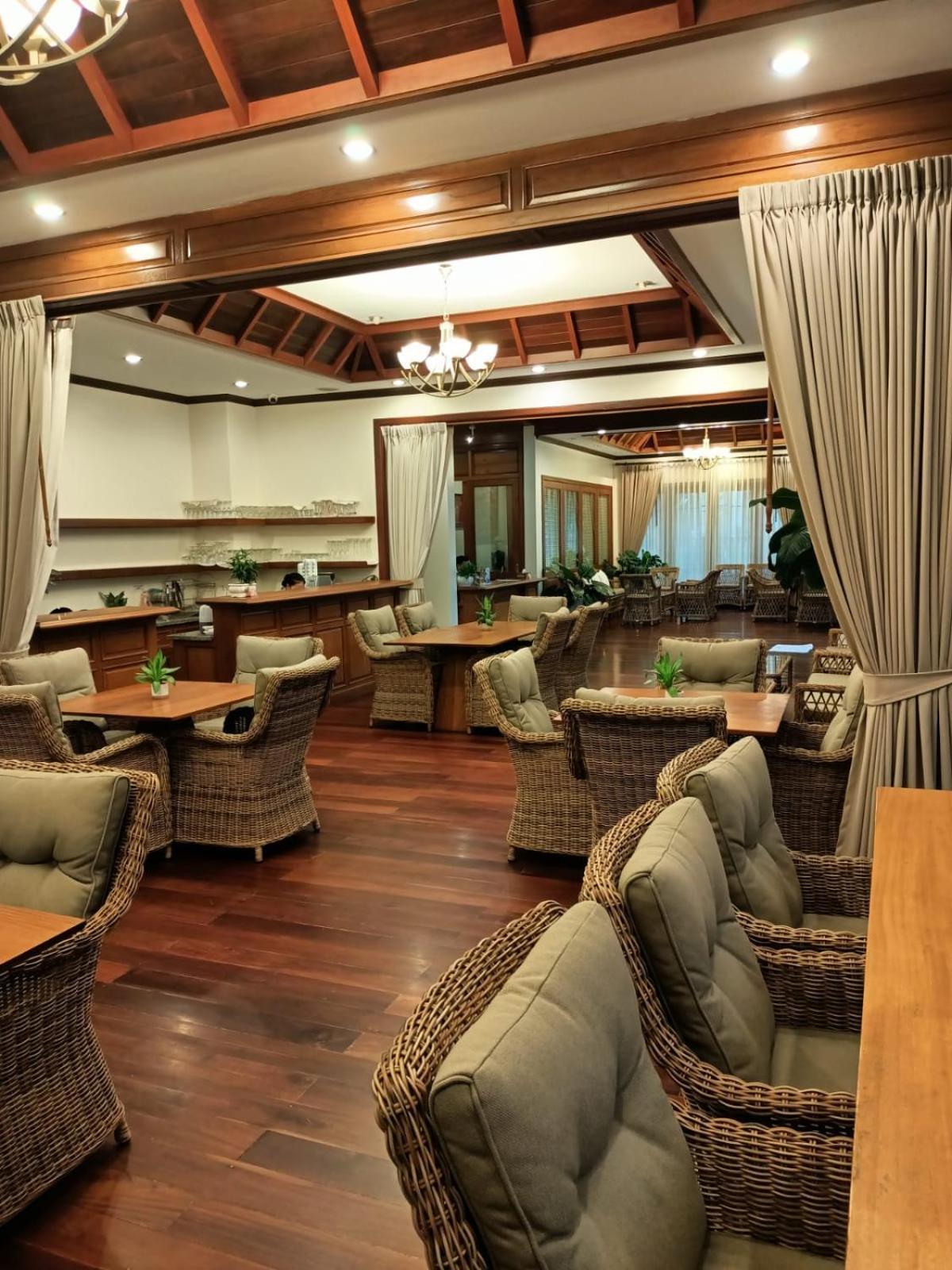 Athena Hotel Паксе Екстериор снимка